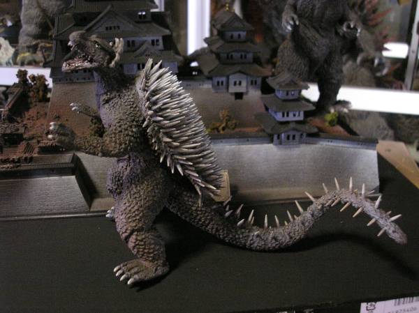 山川造形 ゴジラの逆襲 大阪城決闘 ジオラマ完成品(ゴジラ)｜売買され