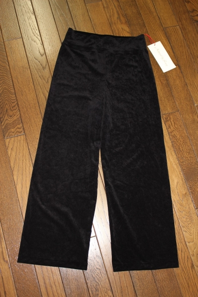 フォクシーやわらかベロアストレッチレギンス未使用Ⅿ