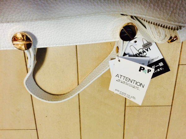 しまむら インスタ話題 バッグ ローズバッド風 白 ショルダーバッグ 売買されたオークション情報 Yahooの商品情報をアーカイブ公開 オークファン Aucfan Com