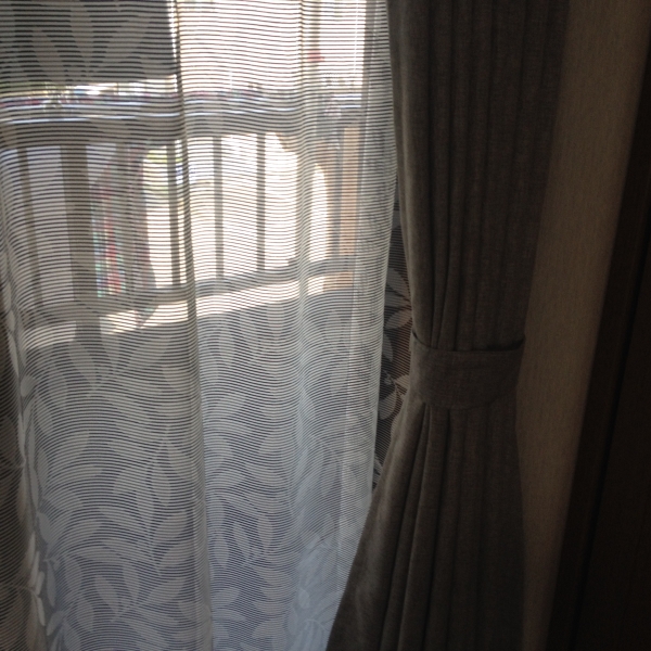 ☆ニトリ　遮光2級カーテン　１００×１４０中古セット☆美品