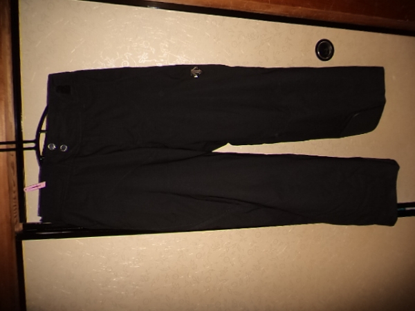デサントスキーパンツです_1