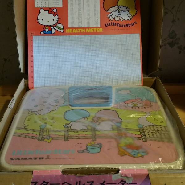 キキララ 1976 昭和 ヘルスメータ 体重計 リトルツインスターズ 売買されたオークション情報 Yahooの商品情報をアーカイブ公開 オークファン Aucfan Com