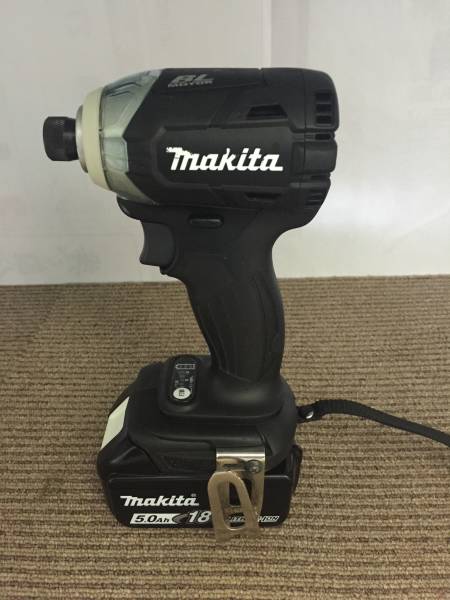 中古美品 マキタ インパクト TD148D 5.0Ah