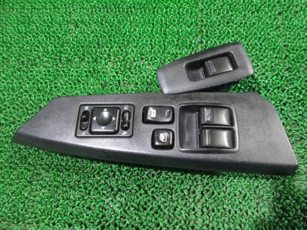 151009-D4 スカイライン ER34 2ドア パワーウインドスイッチ