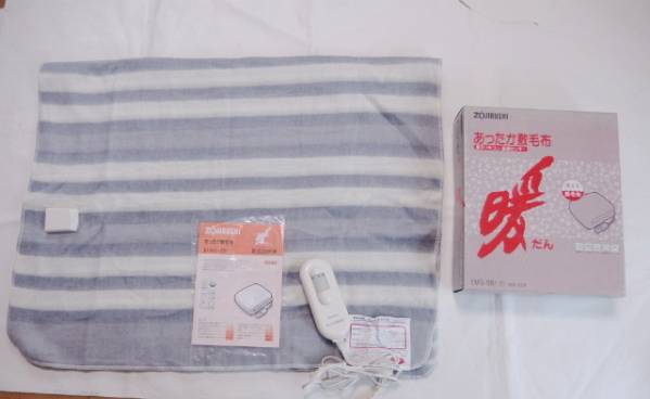 象印 敷毛布 Ems 551 洗える 使用少なし 電気毛布 電気ひざ掛け 売買されたオークション情報 Yahooの商品情報をアーカイブ公開 オークファン Aucfan Com