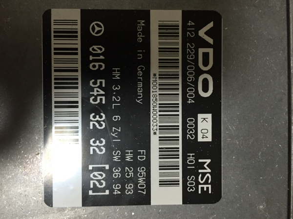 W124 E320 ECU VDO HFM MSE 016 545 32 32 実動車より取外し中古