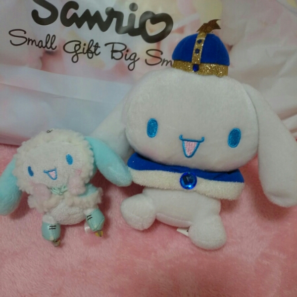 レア☆ 夢見る シナモロール ぬいぐるみ マスコット シナモン