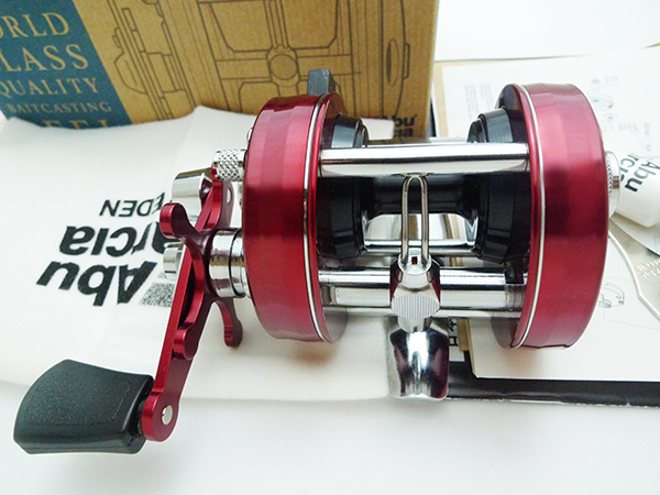 ABU 2500C Red レッド アブ