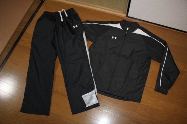 アンダーアーマーウインドブレーカー上下セットMD/SM黒白灰