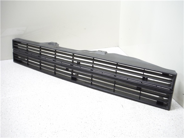 KP61スターレット 角目 中期 純正グリル