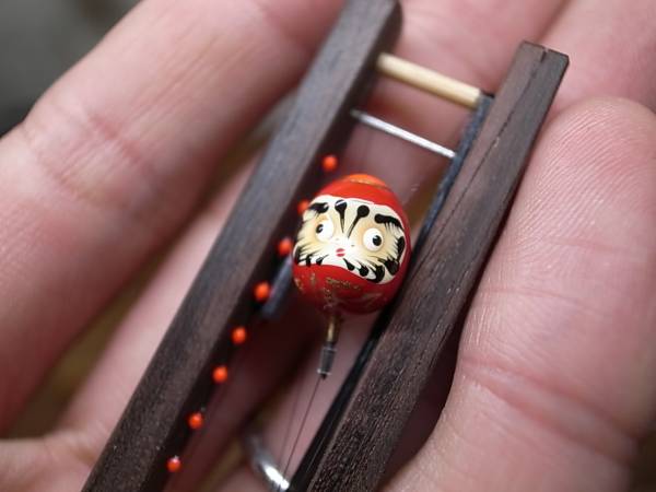 ダルマ Daruma タナゴ仕掛け入れ 竹仕掛巻き付 赤 千鳥格子