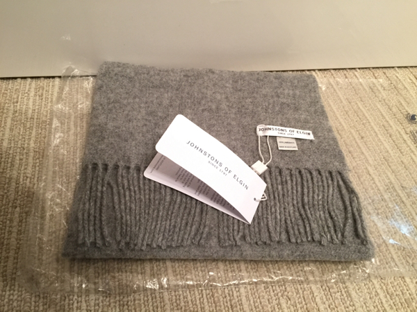 ジョンストンズ ラムウール マフラー ライトグレー 新品