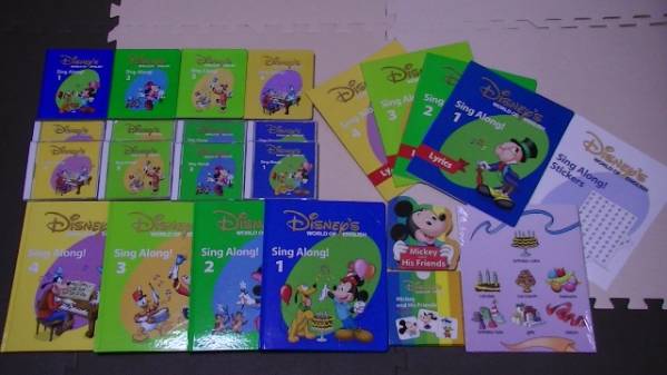 DWE ディズニー英語 シングアロングＤＶＤセット ブラシ未開封多