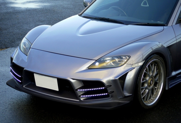 マツダ　ＲＸ８　前期用バンパー３点エアロ＋ディライト