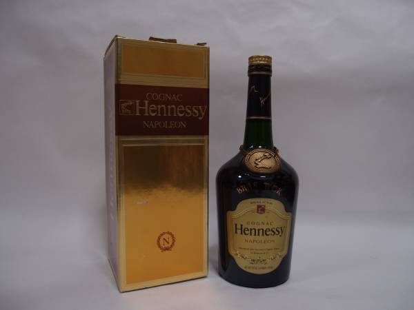 Hennessy NAPOLEON　ヘネシー ナポレオン 700ml 箱入り