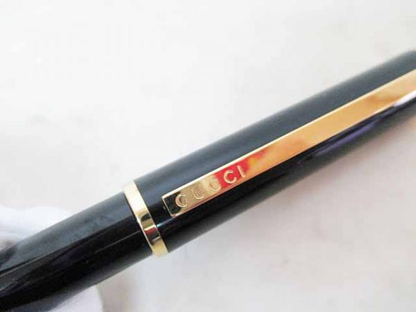 100 ％品質保証 グッチ GUCCI ロゴ刻印ボールペン ブラック ゴールド