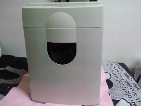 明光商会 MSシュレッダー MS-F2 クロスカット A4 CD裁断 静音モデル 中古☆ 明光商会 MSシュレッダー MS-F2☆A4 CD裁断OK 明光商会⁄MS