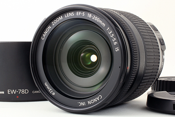 【極上美品♪】 キャノン CANON EF-S 18-200mm F3.5-5.6 IS T371