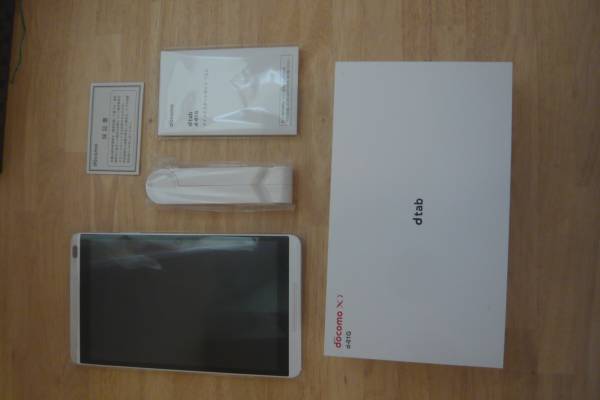 新品・未使用　ドコモ　ｄｔａｂ　ｄ－０１Ｇ（シルバー）