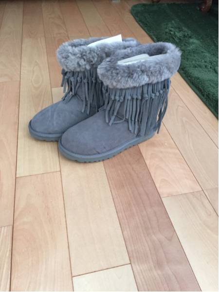 美品 UGG タッセル付 クラシック ショートブーツ