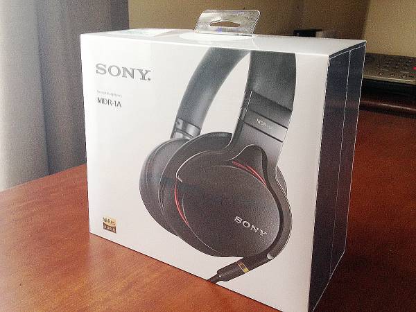 新品未開封】SONY♪ ステレオヘッドホンMDR-1A（B）♪ブラック ソニー