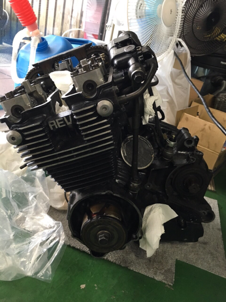 CBR400F 実働 エンジン ホンダCBR400F ENDURANCEもCBX400Fと同じ真打ち