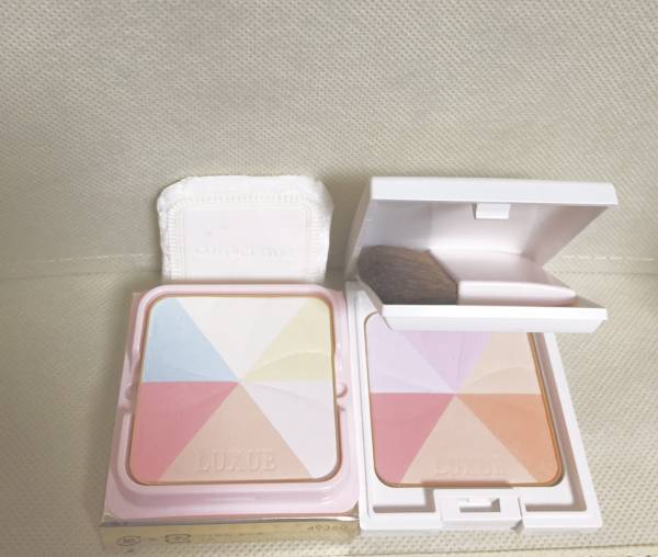 トワニーエスティチュード★ラグジェフェースカラーパウダー二個