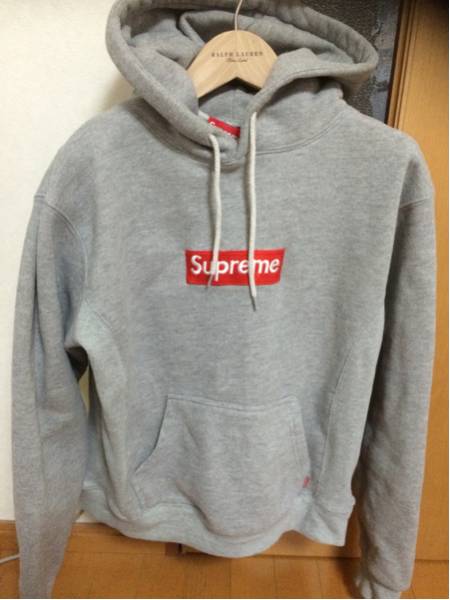 supreme ボックスロゴ シュプリーム パーカー 【公式通販】