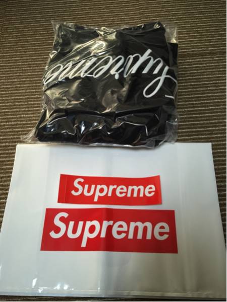 Supreme Script Classic Hooded Sweatshirt - FW18 Fall⁄Winter 0 