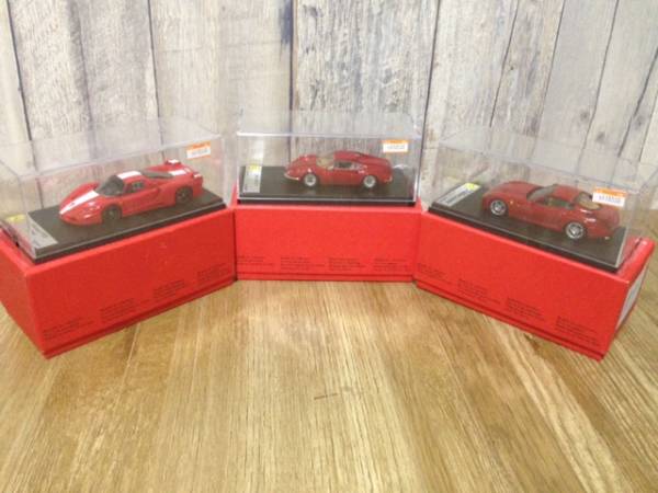 ルックスマート Look Smart フェラーリ 3体セット