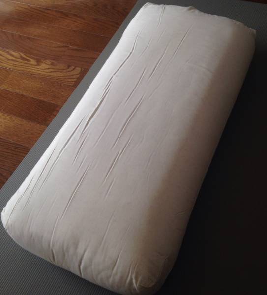 ヨガワークス ボルスター 中身のみ 中古 ヨガ 検索用☆スリア☆_1