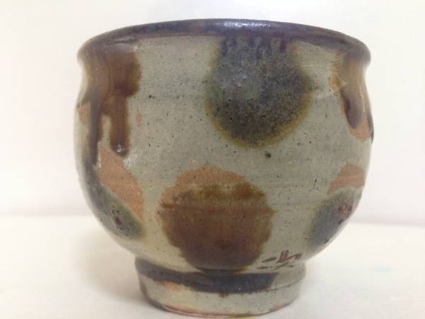 美術品・アンティーク・コレクション 金城次郎 壺屋時代 点打 湯呑