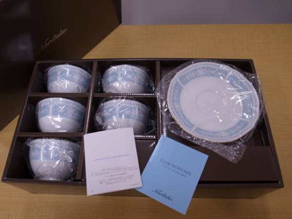 新品☆ノリタケレースウッドゴールドカップ&ソーサー5客セット