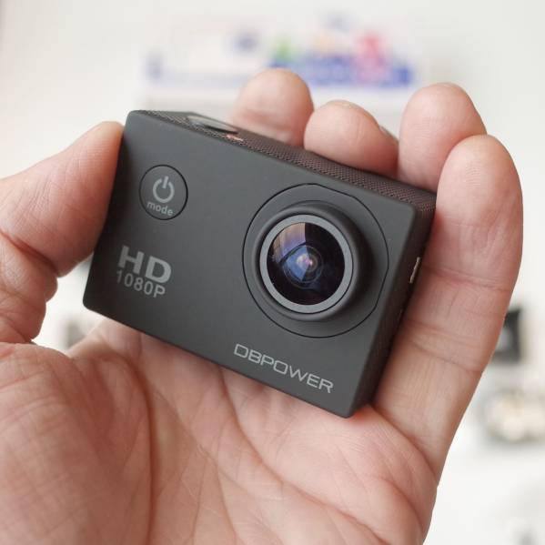 【新品・送料込】高機能、高画質なアクションビデオカメラ