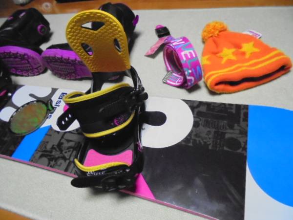 ☆NO.948 シムス 130cm スノボセット おまけ付き☆ SIMS SNOWBOARD