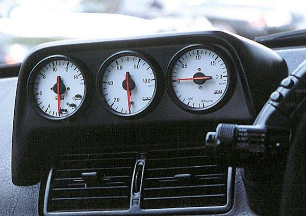 スカイライン HCR32 BNR32GTR専用 3連メーターフード カーボン製