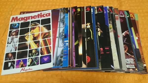 宇都宮隆★MAGNETICA会報47冊＋グッズ等25点★TMNウツU-WAVE_1