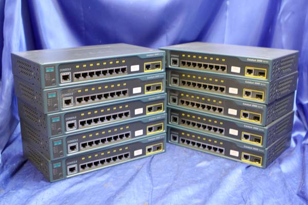 Cisco Catalyst - 0 1 LAN 8-Port Switch CISCO T⁄SFP com: WS-C2960G-8TC-