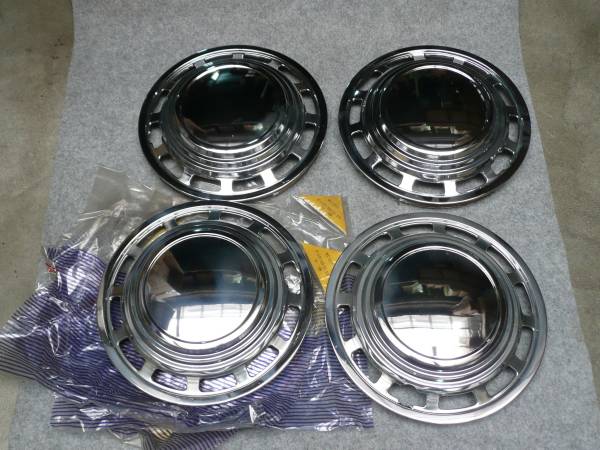 エバエースWC-2417メッキホイールカバーV520ダットサン67DX用4個