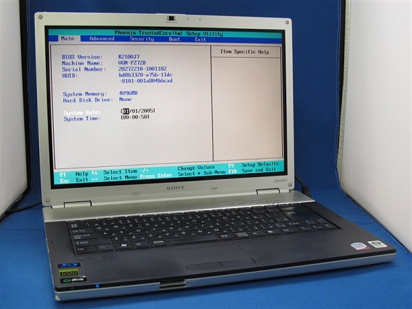 type VAIO F [FZシリーズ] 製品情報 法人向け 特長 VGN-FZ72B ソニー 