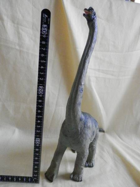 ブラキオザウル　　背高いよ　　　　M