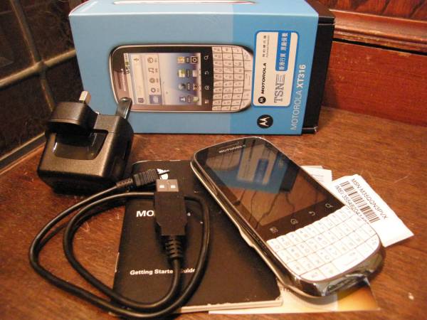 ＊MOTOROLA ／モトローラ　XT316　 SIMフリー　USED＊