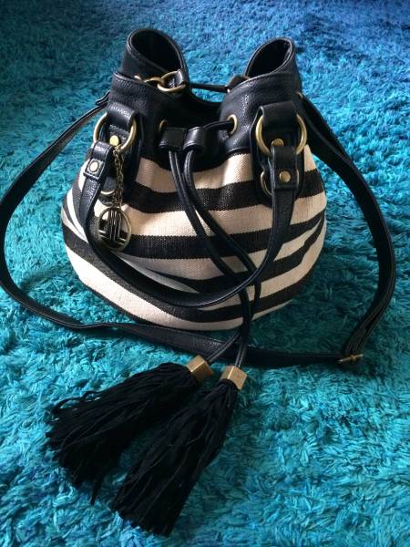 美品　LANVAN　en　Bleu　2WAYバッグ　定価17000円