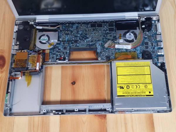ジャンク】 Apple MacBook Pro 2018 A1989 (マザーボード取り外し済み