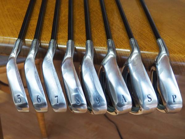 左用　ＸＸＩＯ・アイアン８本＋ドライバー＋パターのセット