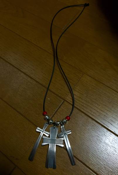 希少 シッピークレイジーホース トリプルクロス ネックレス