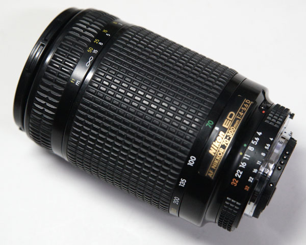 NIKON ED AF NIKKOR 70-300mm f4-5.6D NIKON ED AF NIKKOR 70-300mm f4-5.6D