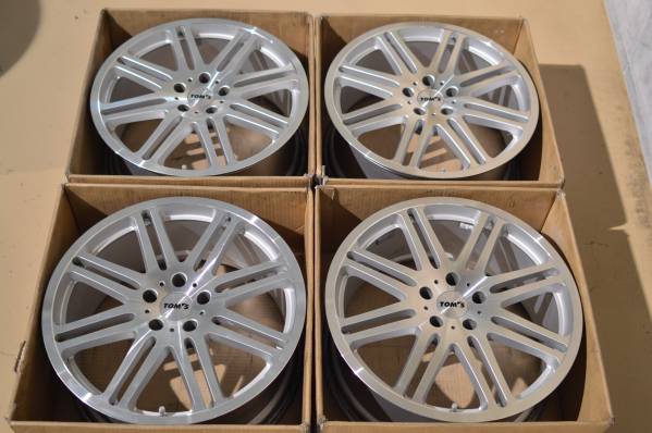 《綺麗》TOMS トムス VP-8 鍛造 19in クラウン レクサス GS IS