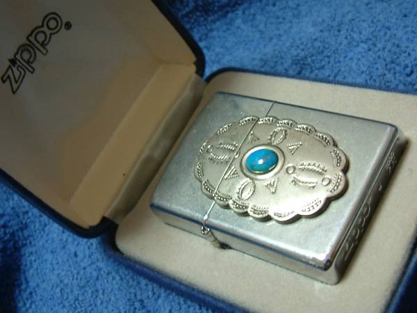 ネイティブZIPPO　1回のみ着火しました。ケース付属です。