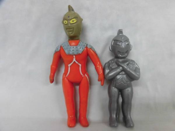 ③☆ブルマァク1体含む・ウルトラセブンミニソフビ色々4体 新旧 ③☆ブルマァク1体含む・ウルトラセブンミニソフビ色々4体 新旧